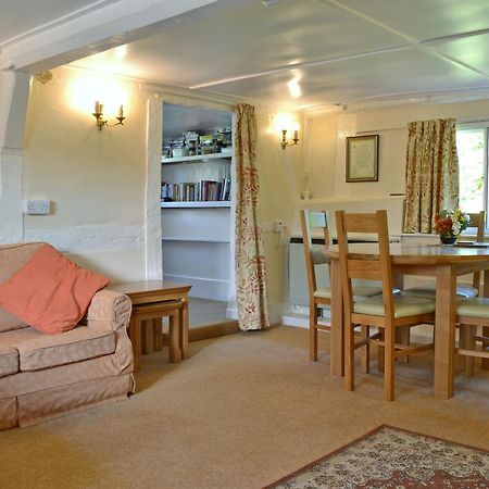 October Cottage Collingbourne Kingston Экстерьер фото